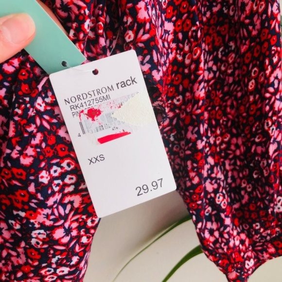 Abound Blouse - Picture 10 of 16